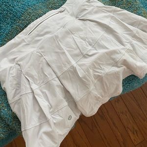 White lululemon skirt